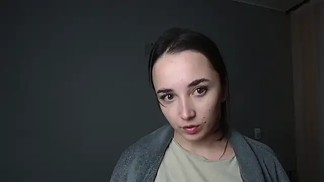 Eva Gloryy online show from February 2026 10:19:02 PM