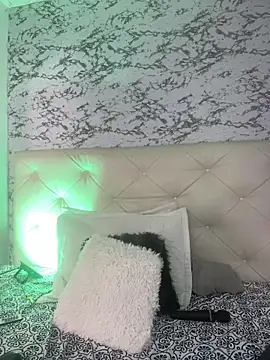 viktoria davis  online show from February 2025 09:59:01 PM