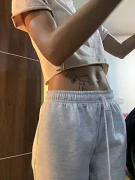 zoe storm online show from November 2025 12:42:01 AM