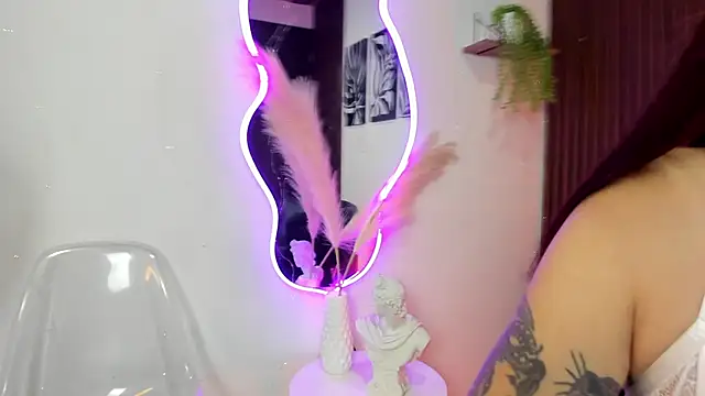 Georgina caruso online show from March 2025 08:10:01 PM