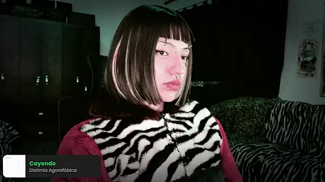 roxy toxic online show from May 2026 12:39:01 AM