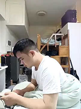 Snapshot of goodboyfcy chatting on January 2025 12:39:01 PM goodboyfcy online show from January 2025 12:39:01 PM