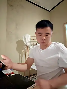 Snapshot of goodboyfcy chatting on February 2025 01:56:01 AM goodboyfcy online show from February 2025 01:56:01 AM