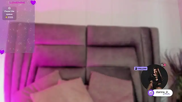 DannaJhonson1 online show from March 2026 07:29:01 PM