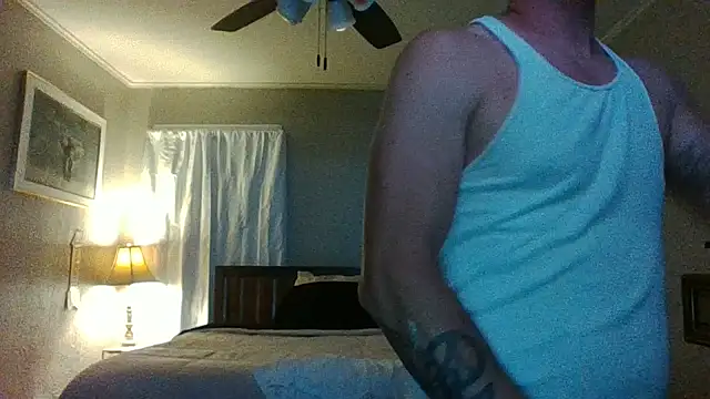 Snapshot of biggzee6 chatting on May 2026 06:30:01 AM biggzee6 online show from May 2026 06:30:01 AM