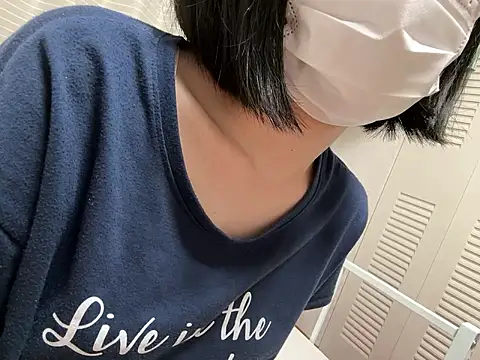 Snapshot of riri_riri_jp chatting on May 2026 11:27:02 AM riri riri jp online show from May 2026 11:27:02 AM