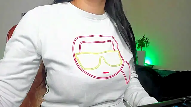 Tianiaa online show from January 2025 09:36:02 AM