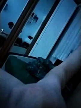 Snapshot of Pesos17 chatting on January 2026 12:05:01 AM Pesos17 online show from January 2026 12:05:01 AM