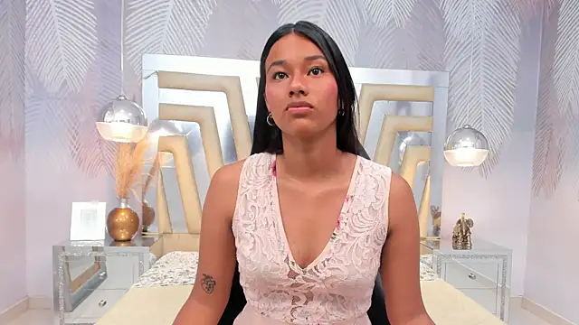 LIA SWAN  online show from January 2025 03:48:01 AM