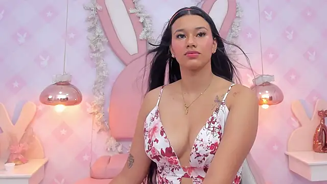 LIA SWAN  online show from January 2026 04:06:02 AM