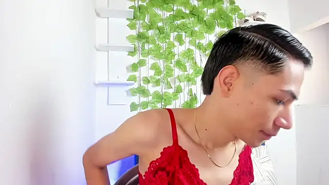 JackeOwens online show from April 2026 12:41:01 PM