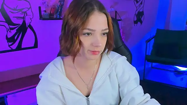 PamBeesly online show from October 2025 08:23:01 AM