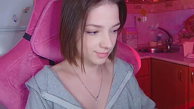 PamBeesly online show from April 2026 04:55:01 PM