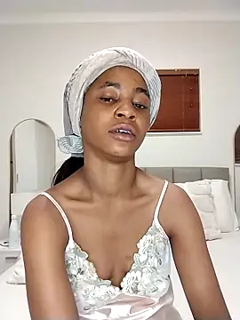 Godessofpleasxa online show from November 2025 05:53:01 PM