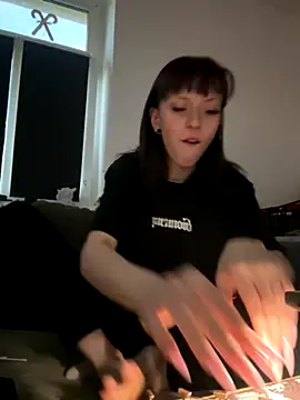 Snapshot of Ciara2004 chatting on December 2025 03:10:01 PM Ciara2004 online show from December 2025 03:10:01 PM