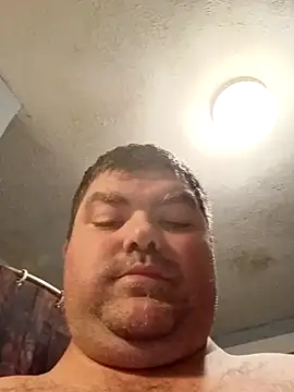 Rcraigue4 online show from October 2025 12:33:02 AM