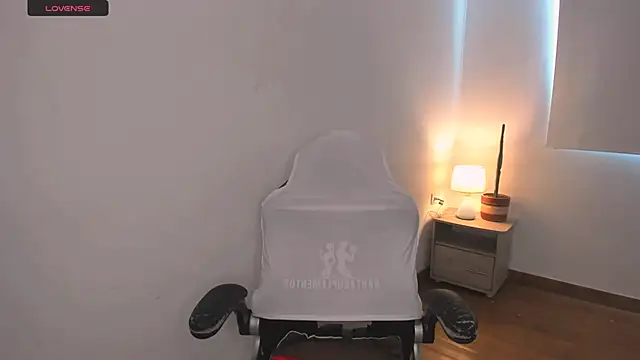 brithany olson25 online show from February 2025 03:15:02 PM