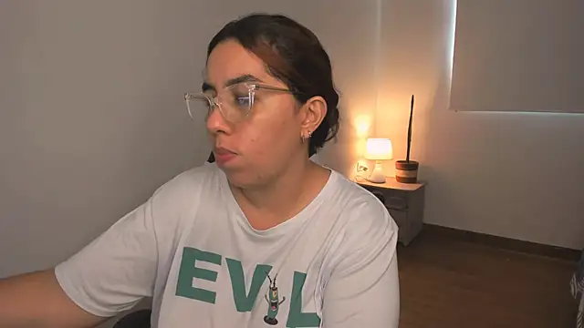 brithany olson25 online show from March 2025 02:51:02 PM