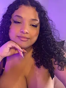 Snapshot of lexycast chatting on March 2025 09:03:02 AM lexycast online show from March 2025 09:03:02 AM