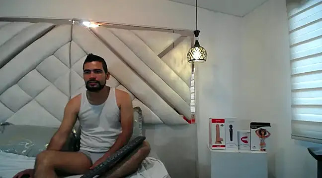 luxurycoupl online show from January 2025 01:08:02 PM