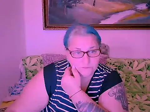 mayamayx online show from October 2025 09:05:02 PM