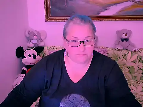 mayamayx online show from October 2025 03:24:01 PM