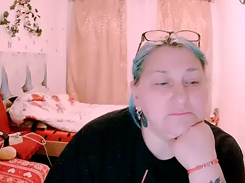 Snapshot of mayamayx chatting on May 2026 07:52:01 PM mayamayx online show from May 2026 07:52:01 PM