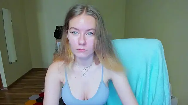 EmilyPaw online show from March 2025 08:18:02 AM