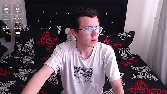 Tina 4 Charlie online show from March 2025 03:02:01 PM