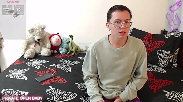 Tina 4 Charlie online show from October 2025 12:17:02 PM