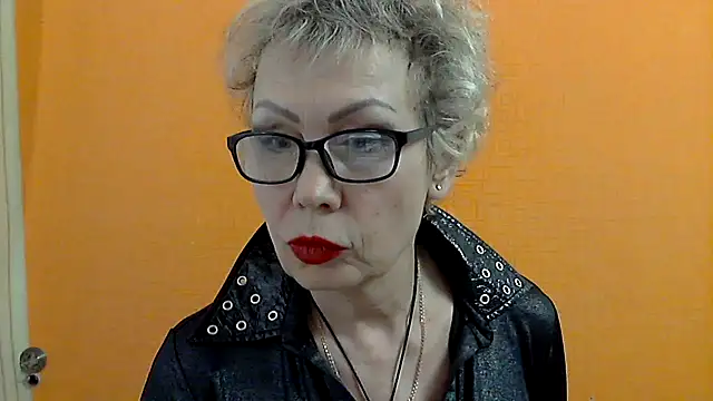 NessyJenixs online show from February 2025 06:49:02 PM