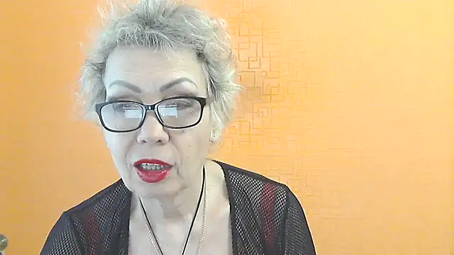 NessyJenixs online show from February 2026 09:06:02 AM