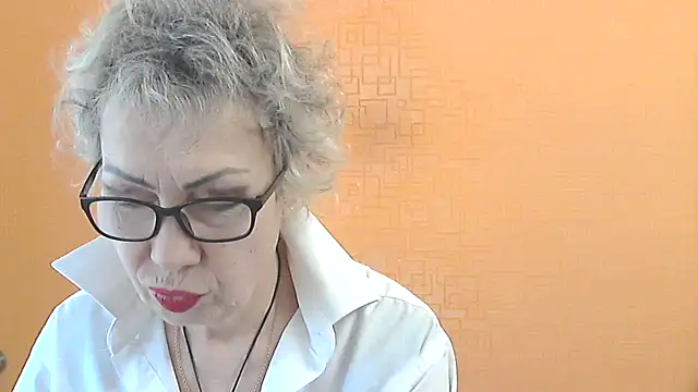 NessyJenixs online show from March 2026 08:07:01 AM