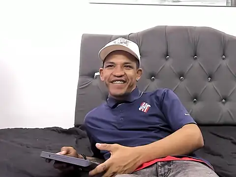 carlos alber12 online show from March 2025 12:14:02 PM