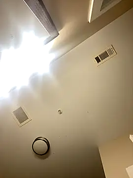 theprettysoles online show from December 2025 03:43:02 PM