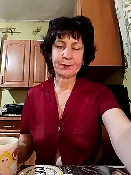 Laura Kiss online show from March 2025 04:11:01 PM