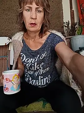 Snapshot of Laura_Kiss chatting on June 2026 09:55:02 AM Laura Kiss online show from June 2026 09:55:02 AM