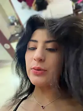 fiorella paris online show from April 2026 04:51:02 PM