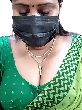 Queenflowerr online show from February 2025 12:25:01 AM