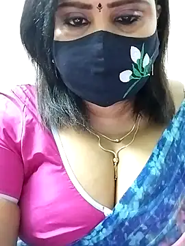 Queenflowerr online show from September 2025 05:40:01 AM