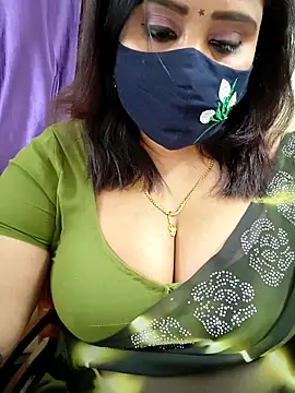 Queenflowerr online show from March 2026 04:57:02 PM