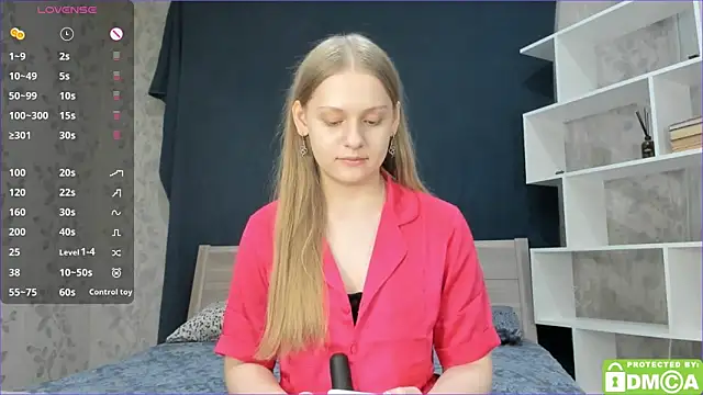 Snapshot of onelovelyalice chatting on February 2025 01:00:02 PM onelovelyalice online show from February 2025 01:00:02 PM