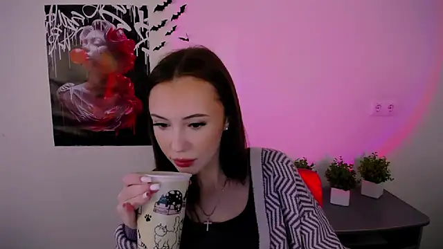 Snapshot of Nikonara_Love chatting on February 2025 09:47:02 AM Nikonara Love online show from February 2025 09:47:02 AM