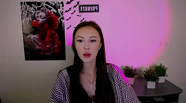 Snapshot of Nikonara_Love chatting on February 2025 03:48:02 PM Nikonara Love online show from February 2025 03:48:02 PM