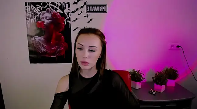 Snapshot of Nikonara_Love chatting on March 2025 06:05:02 PM Nikonara Love online show from March 2025 06:05:02 PM