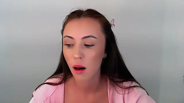 Snapshot of Nikonara_Love chatting on October 2025 02:20:01 PM Nikonara Love online show from October 2025 02:20:01 PM