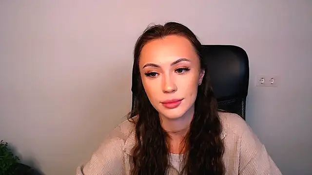 Snapshot of Nikonara_Love chatting on November 2025 03:44:01 PM Nikonara Love online show from November 2025 03:44:01 PM