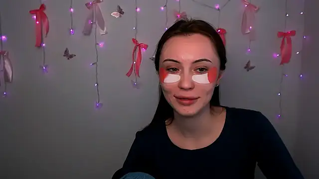 Nikonara Love online show from February 2026 01:19:02 PM