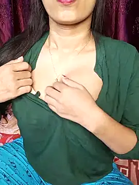 Hot honey77 online show from March 2025 03:19:01 AM