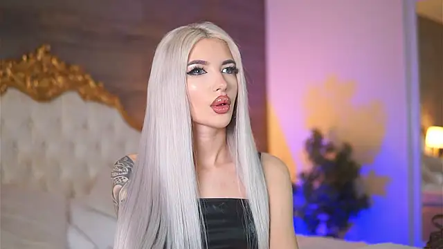 Juicy Jessye online show from February 2025 07:47:01 PM